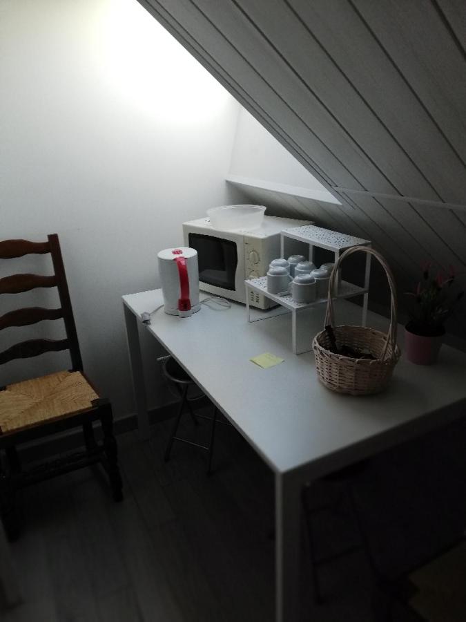Les Fermiers Bed and Breakfast Giremoutiers Exteriör bild